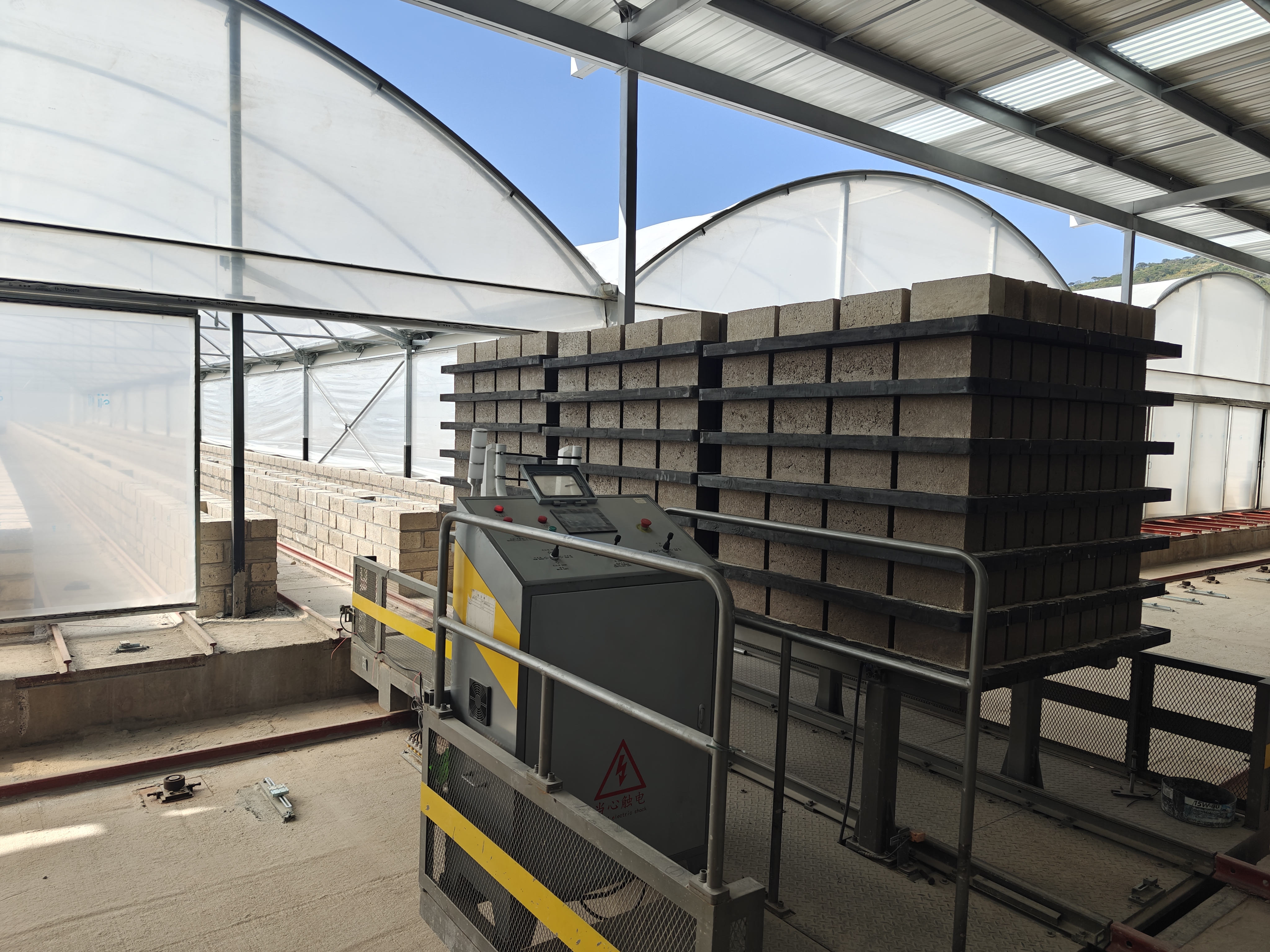 f8927397b6a1f5a42d211eaa02278508